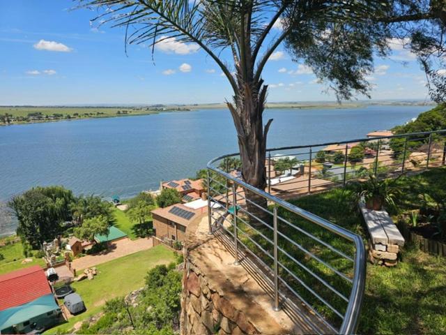 Eagles View Kungwini Hotel Bronkhorstspruit Ngoại thất bức ảnh
