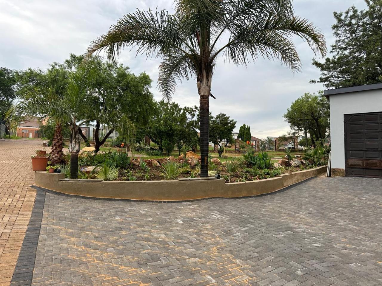 Eagles View Kungwini Hotel Bronkhorstspruit Ngoại thất bức ảnh