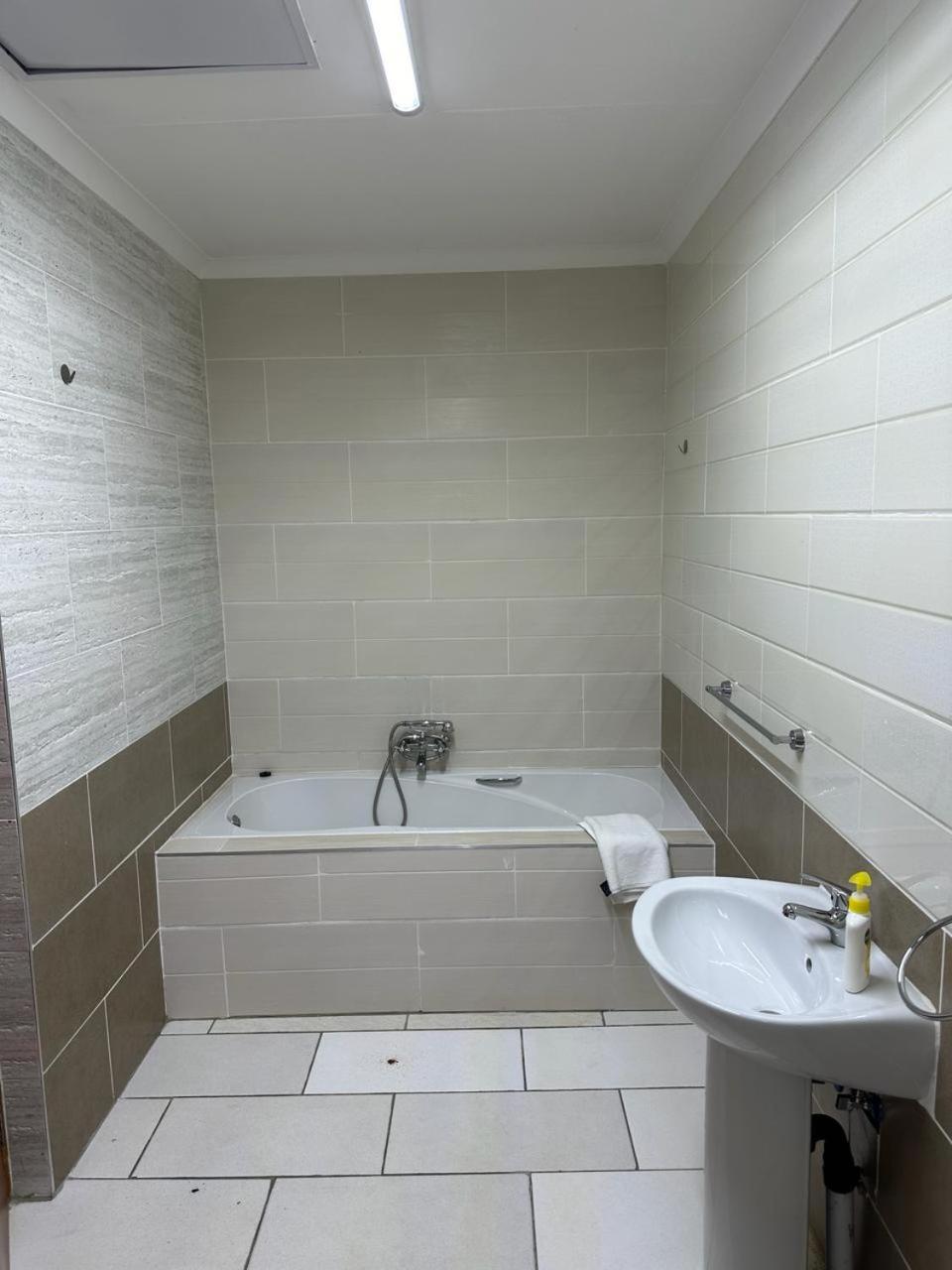 Eagles View Kungwini Hotel Bronkhorstspruit Ngoại thất bức ảnh