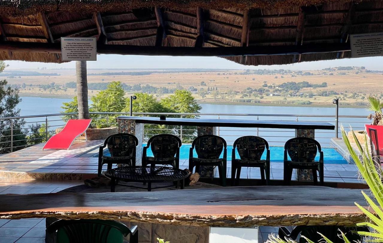 Eagles View Kungwini Hotel Bronkhorstspruit Ngoại thất bức ảnh